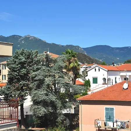 Viale Repubblica 329 9 * Pietra Ligure