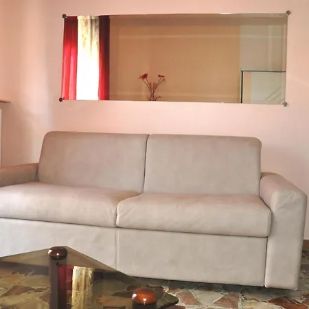 Viale Repubblica 329 9 *