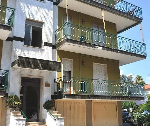 Viale Repubblica 329 9 Διαμέρισμα *