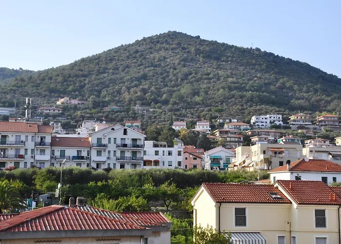 Viale Repubblica 329 9 *